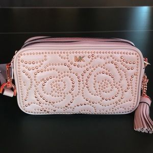 Gorgeous Michael Kors rose gold and pink purse